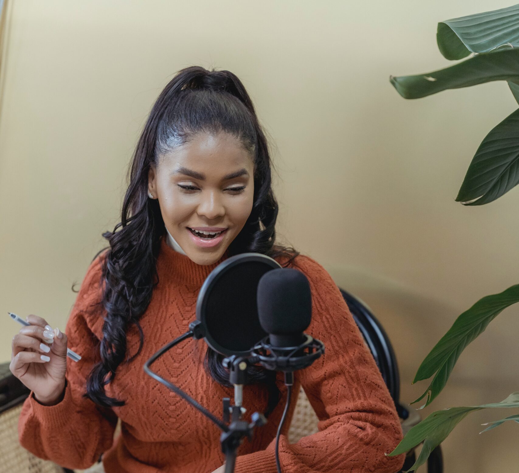 Top Black Women Podcasts to Tune Into This Weekend