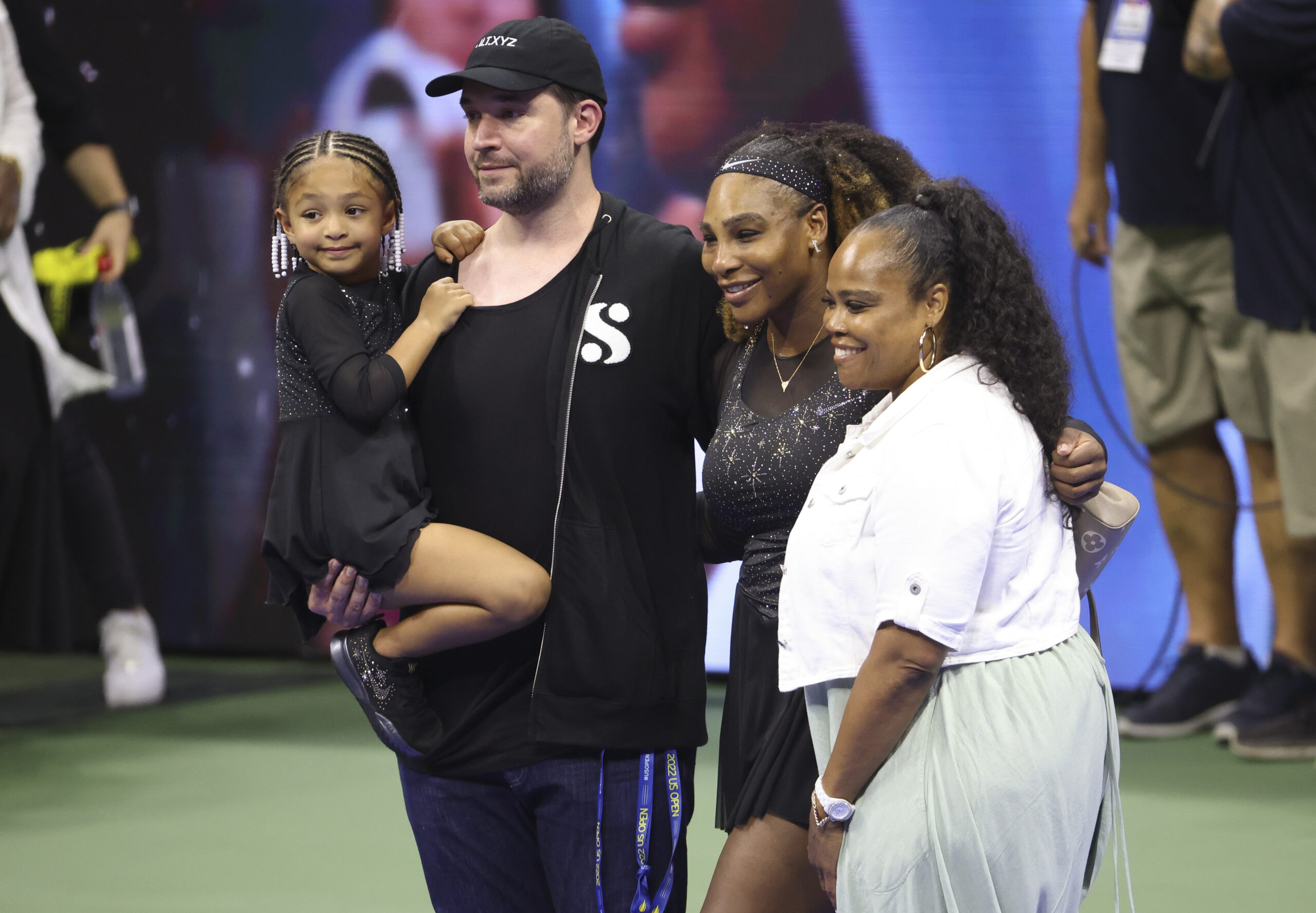 Serena Williams and Daughter Olympia Enjoy Cooking Class Together