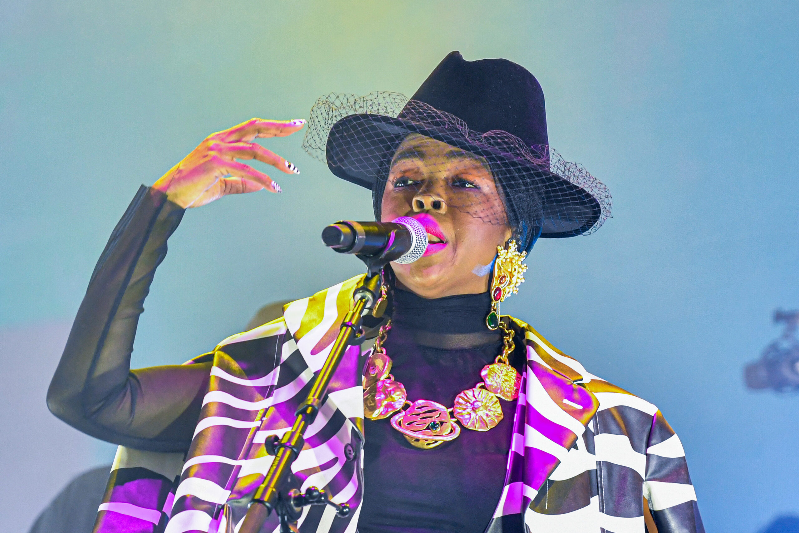 Lauryn Hill's 25h Anniversary Tour for 'Miseducation' Includes Fugees