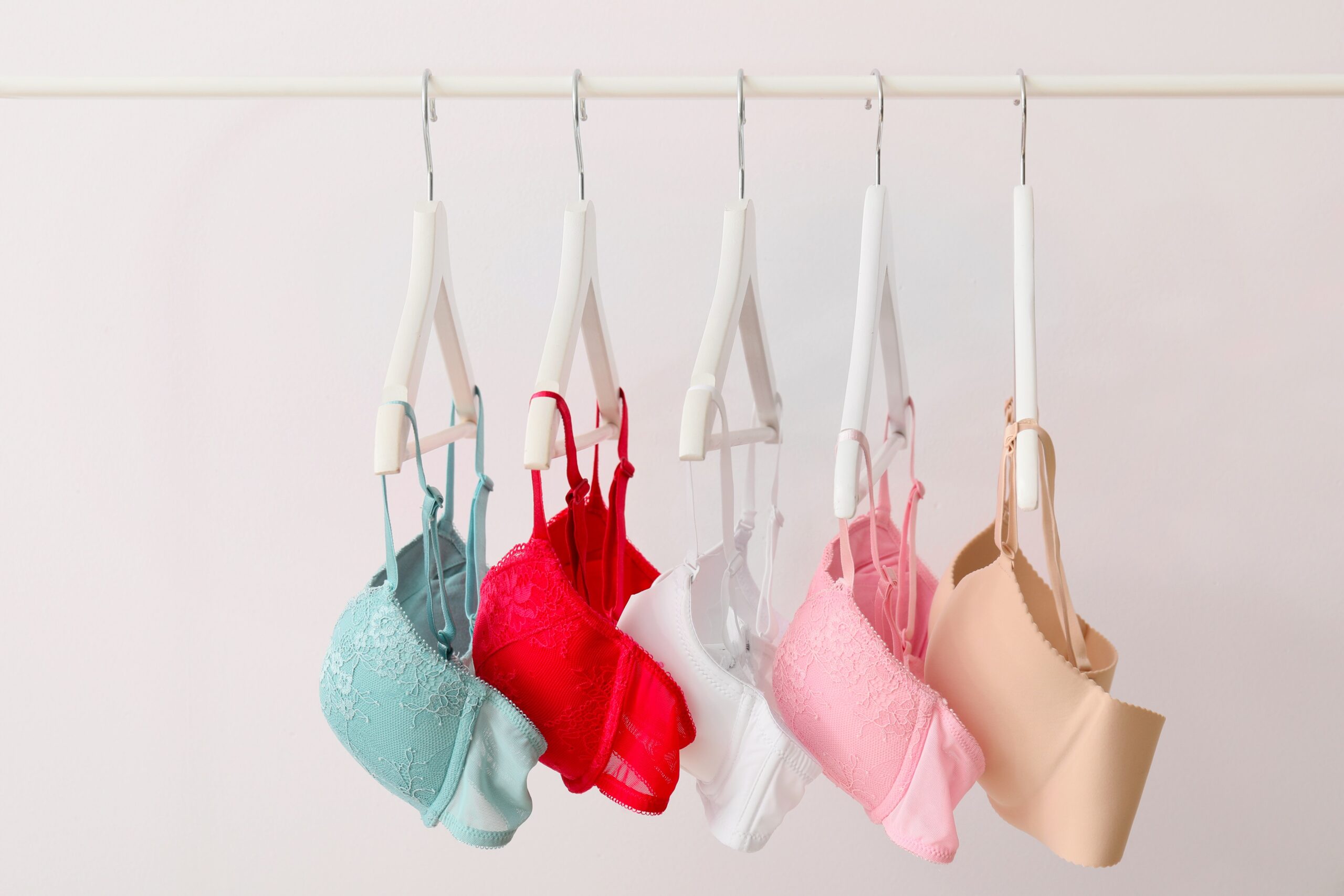 7 Must-Knows Before Buying Your Daughter Her First Bra - 21Ninety