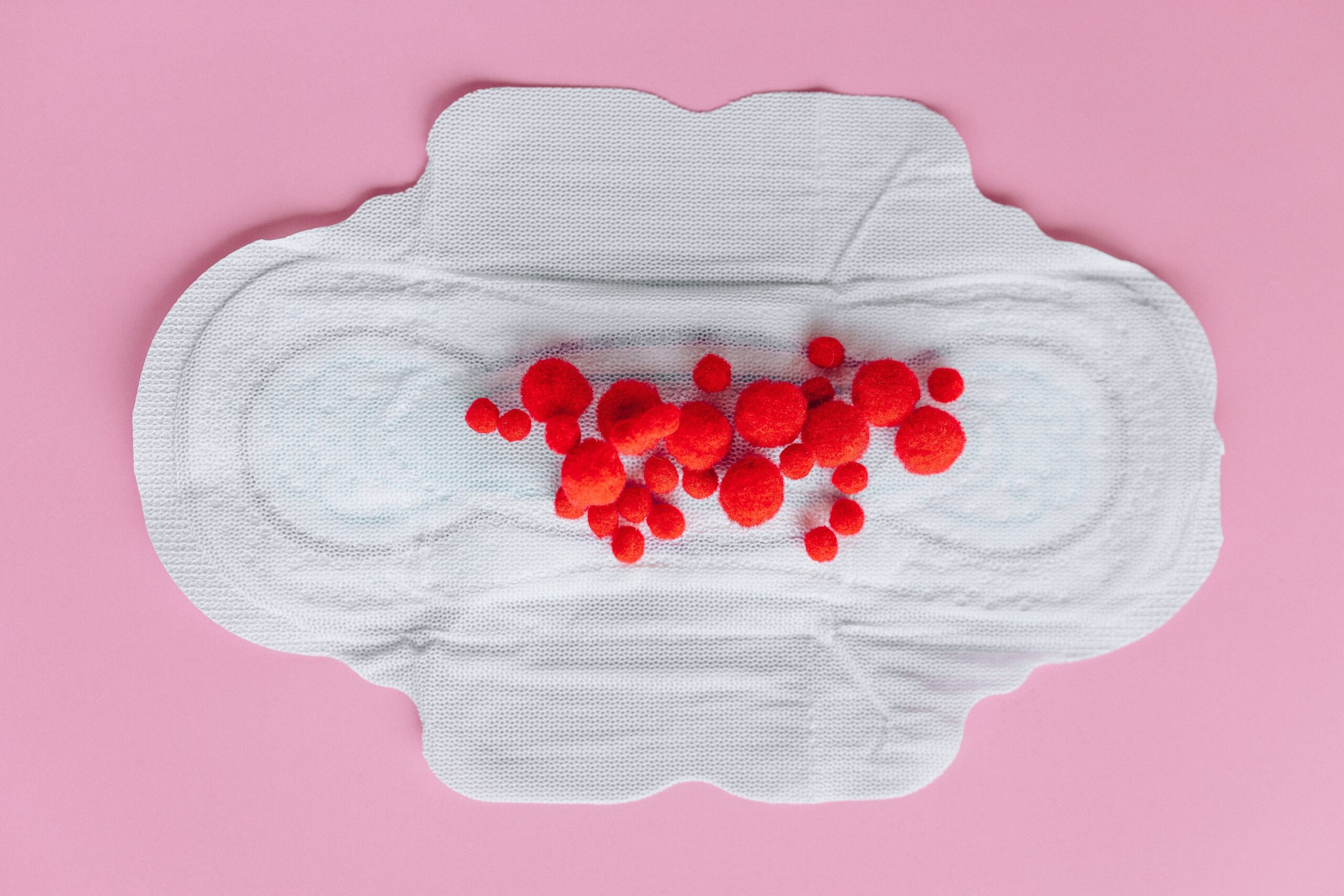 Woman Who 'Free Bleeds' Says It Makes Her Periods 'Orgasmic' - Mouths of  Mums