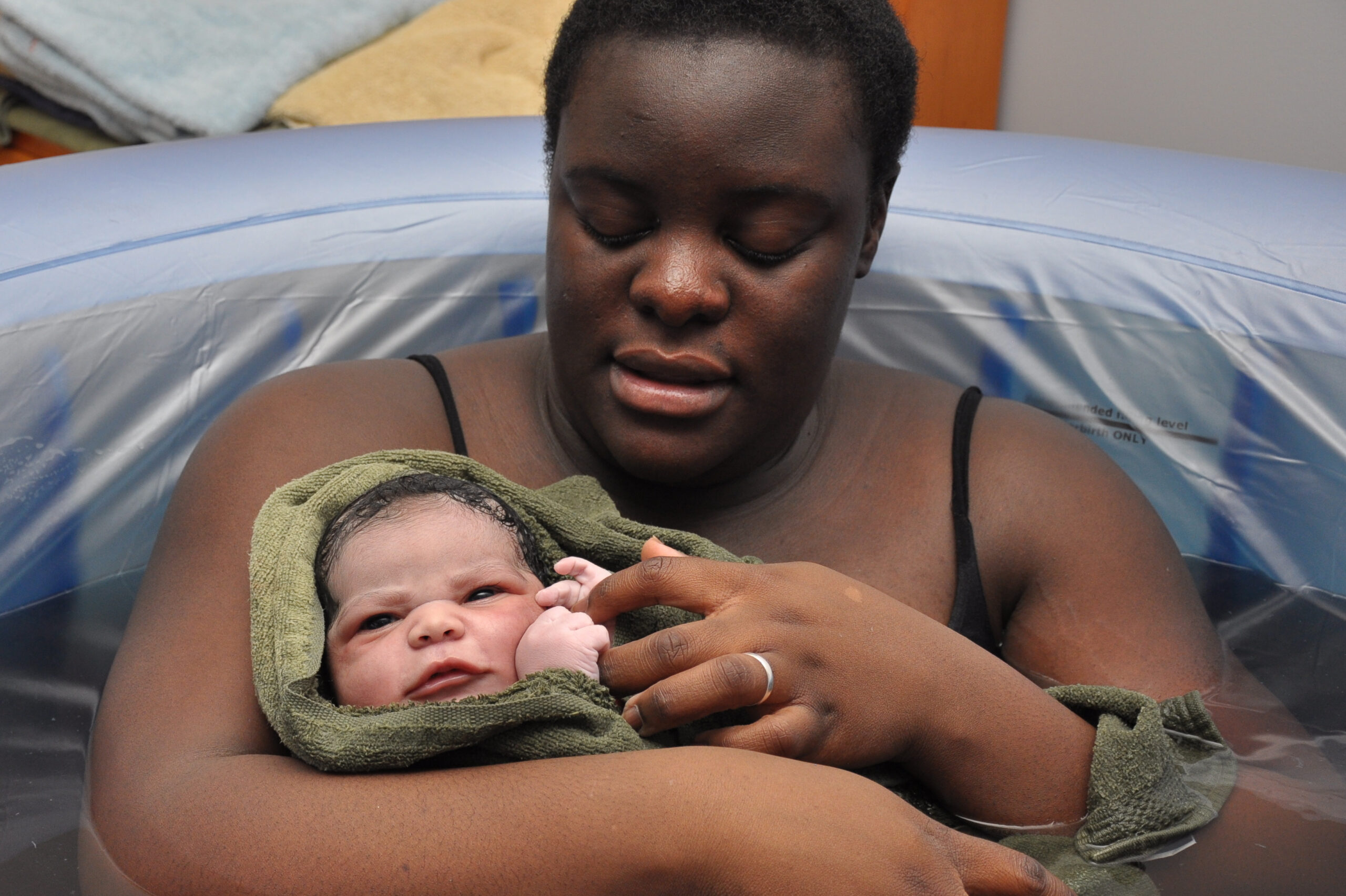 Ditching the Delivery Room and Opting for Birth Centers